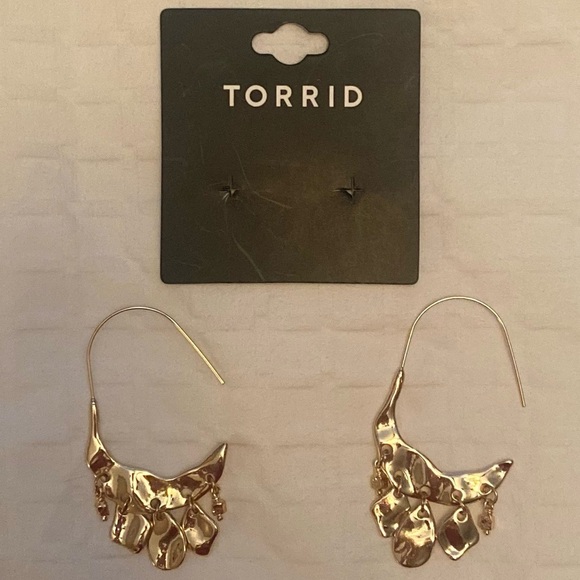 torrid Jewelry - Torrid Earring- Large Chunky Gold- 
Fun and BOLD‎ Hammered Gold